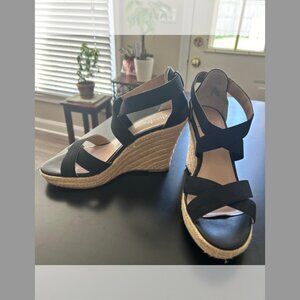 Charles by Charles David wedge sandal Size 7.5